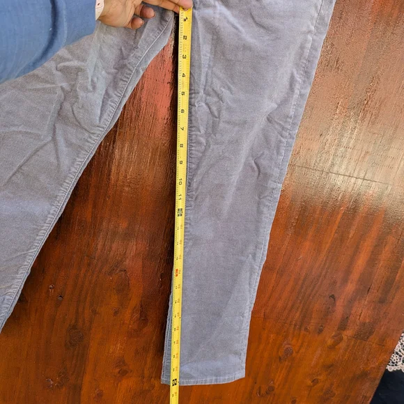 NWOT GAP Gray Corduroy Jeans Straight Leg, Size‎ 28 - Picture 8 of 11